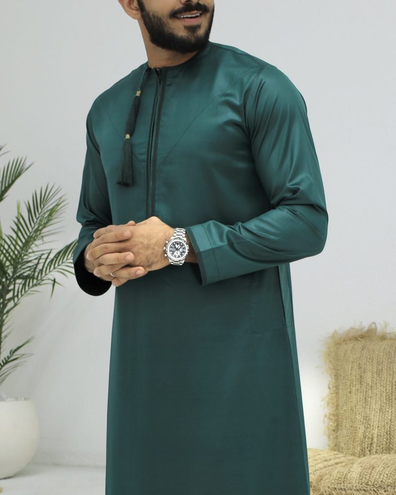 Omani Thobes